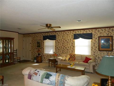 479 Robin Ln, Archdale, NC 27263 photo 6
