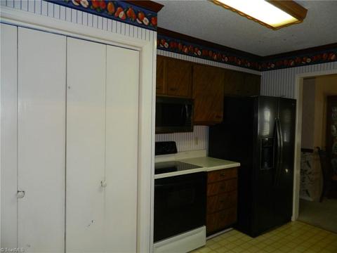 479 Robin Ln, Archdale, NC 27263 photo 11