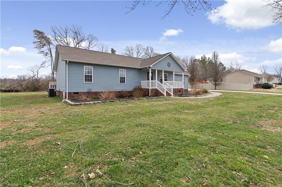  1181 Old Mill Ford Trl, Asheboro, NC 27205 photo 5