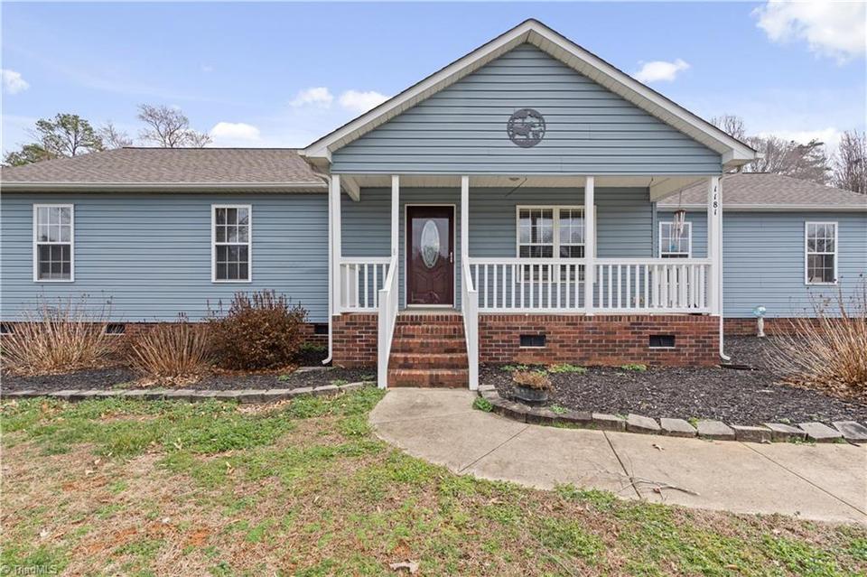  1181 Old Mill Ford Trl, Asheboro, NC 27205 photo 4