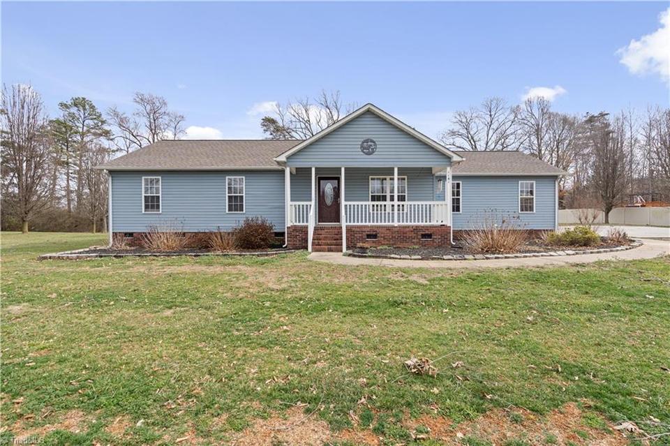  1181 Old Mill Ford Trl, Asheboro, NC 27205 photo 3