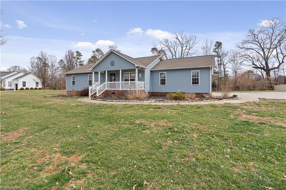  1181 Old Mill Ford Trl, Asheboro, NC 27205 photo 6