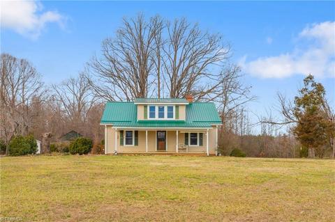 452 Perkinson Rd, Ruffin, NC 27326 photo 3