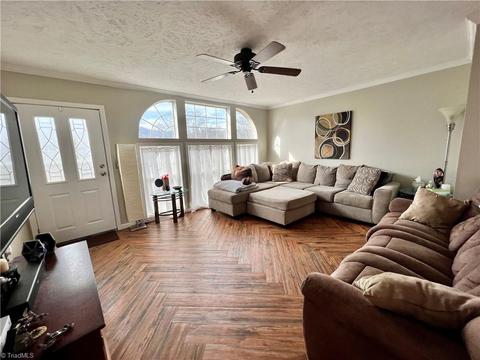 10127 Boone Trl, Purlear, NC 28665 photo 9