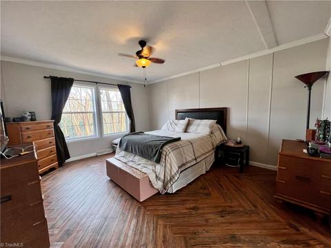 10127 Boone Trl, Purlear, NC 28665 photo 17