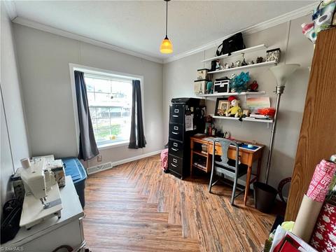 10127 Boone Trl, Purlear, NC 28665 photo 23
