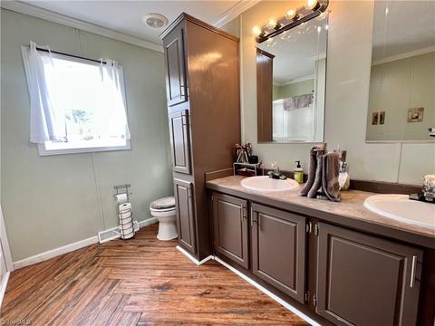 10127 Boone Trl, Purlear, NC 28665 photo 20