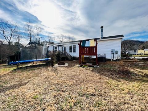 10127 Boone Trl, Purlear, NC 28665 photo 40