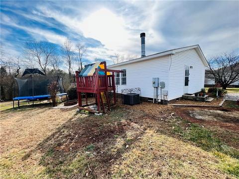 10127 Boone Trl, Purlear, NC 28665 photo 38