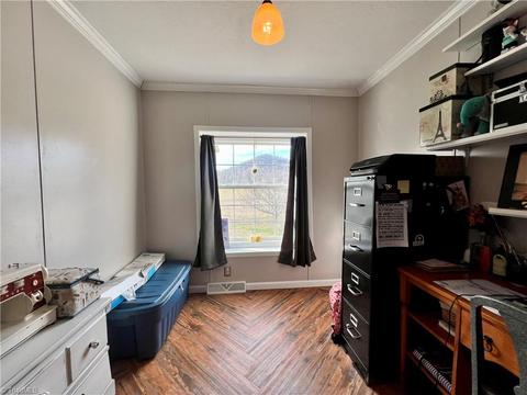 10127 Boone Trl, Purlear, NC 28665 photo 24