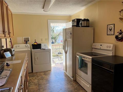 408 Dixie St, Lexington, NC 27292 photo 10