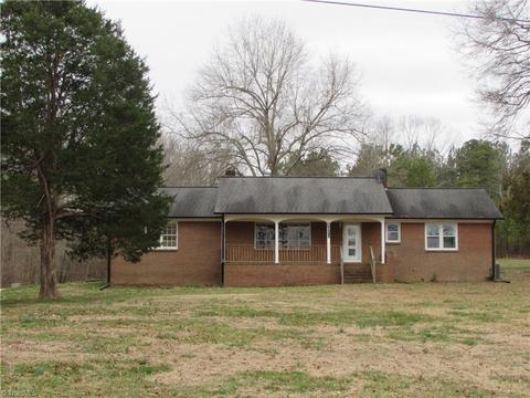 4859 Coltrane St, Trinity, NC 27370 photo 5