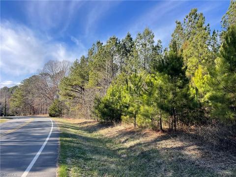 3605 Ten Rd, Efland, NC 27243