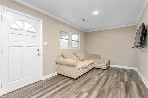 220 Jay Pl, High Point, NC 27263 photo 6