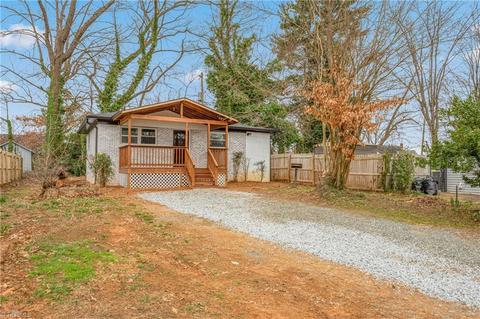 220 Jay Pl, High Point, NC 27263 photo 2