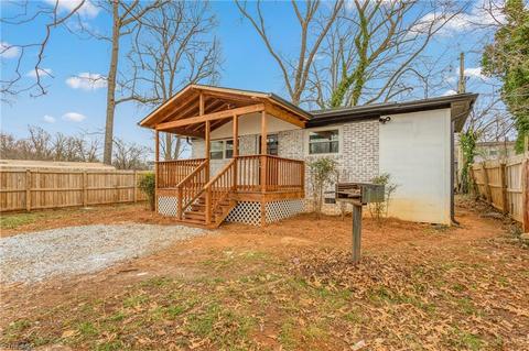 220 Jay Pl, High Point, NC 27263 photo 3