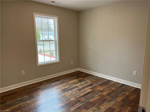 1102 Garrison St, High Point, NC 27260 photo 8