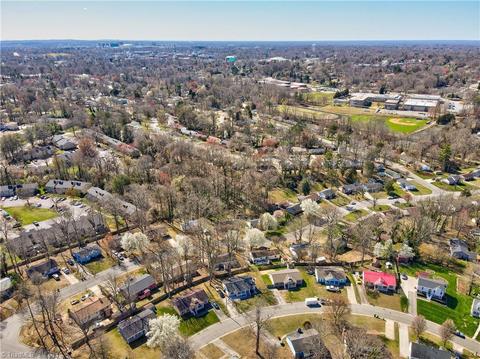 2107 Arbrook Ln, High Point, NC 27265 photo 45