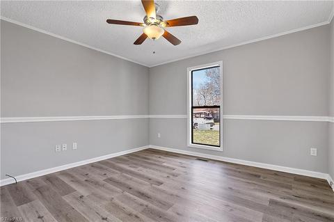 2107 Arbrook Ln, High Point, NC 27265 photo 27