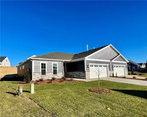 Exterior - 321 Mountain Maple Dr, King, NC 27021 photo 5 of 11