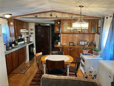 342 Lanecrest Dr, Cana, VA 24317 photo 6