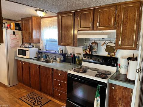 342 Lanecrest Dr, Cana, VA 24317 photo 7