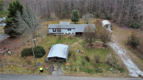 342 Lanecrest Dr, Cana, VA 24317 photo 1
