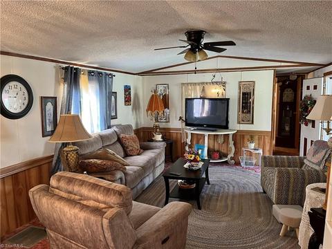 342 Lanecrest Dr, Cana, VA 24317 photo 5