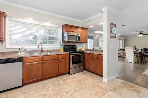 1511 Pinehurst Dr, High Point, NC 27262 photo 13