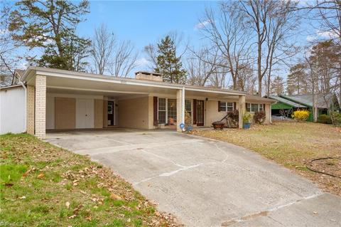 1511 Pinehurst Dr, High Point, NC 27262 photo 3
