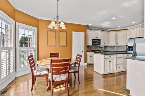 2416 Wildcrest Ct, High Point, NC 27265 photo 16