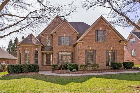 2416 Wildcrest Ct, High Point, NC 27265 photo 1