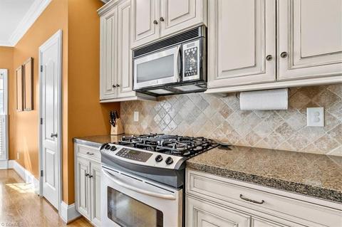 2416 Wildcrest Ct, High Point, NC 27265 photo 13