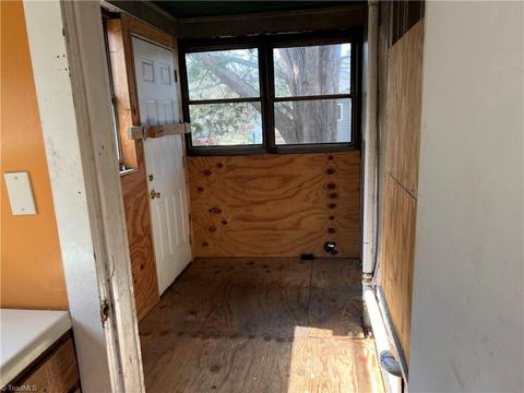 125 Plummer Dr, Archdale, NC 27263 photo 9