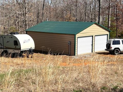 545 Lowe Rd, Madison, NC 27025