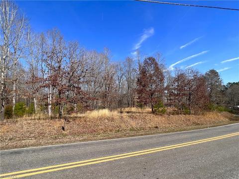 579 Lowe Rd, Madison, NC 27025 photo 7