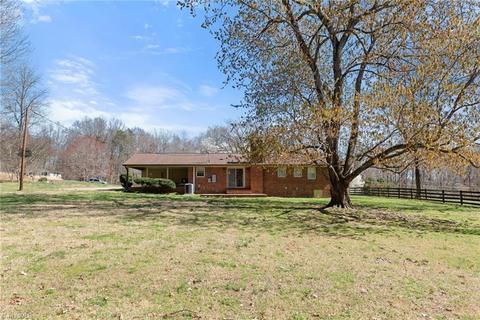5219 Millstone Rd, Oak Ridge, NC 27310 photo 9