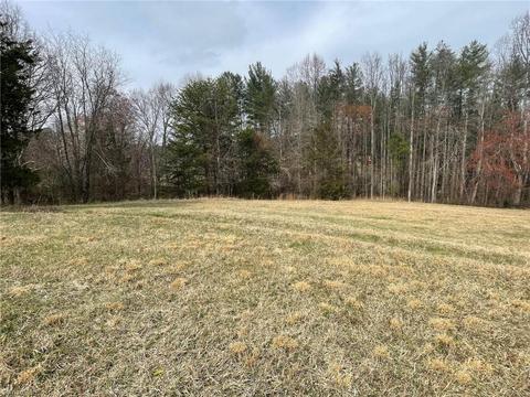 125 E Walker Rd, Elkin, NC 28621 photo 13