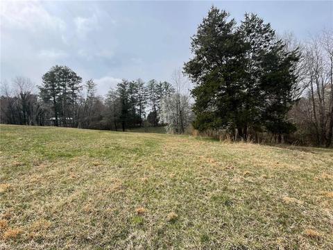 125 E Walker Rd, Elkin, NC 28621 photo 12