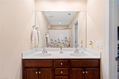 745 Common Dr, High Point, NC 27265 photo 18