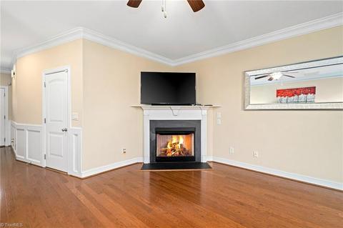 745 Common Dr, High Point, NC 27265 photo 7