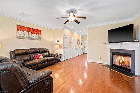 745 Common Dr, High Point, NC 27265 photo 8