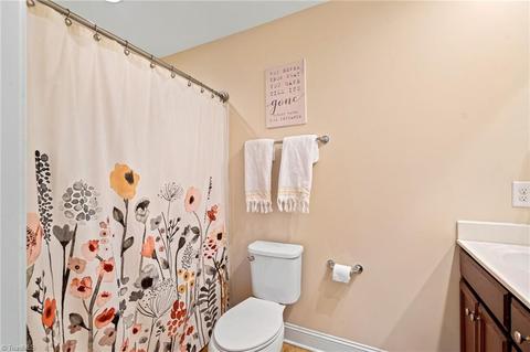 745 Common Dr, High Point, NC 27265 photo 17