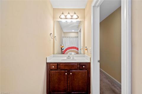 745 Common Dr, High Point, NC 27265 photo 20