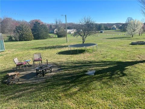 422 Pratt Rd, Dobson, NC 27017 photo 13