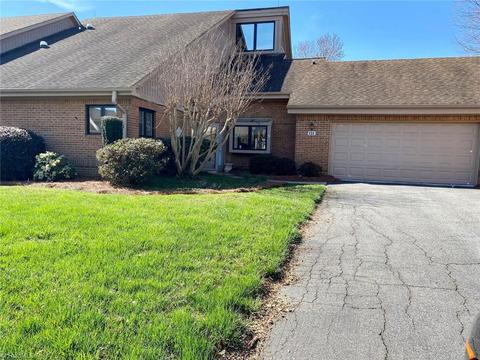 121 Willowbrook Pl, Bermuda Run, NC 27006