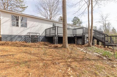 1502 Loflin Hill Rd, Trinity, NC 27370 photo 3