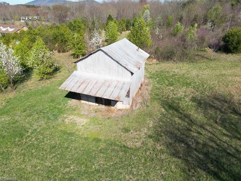 1195 Perch Rd, Pinnacle, NC 27043 photo 12
