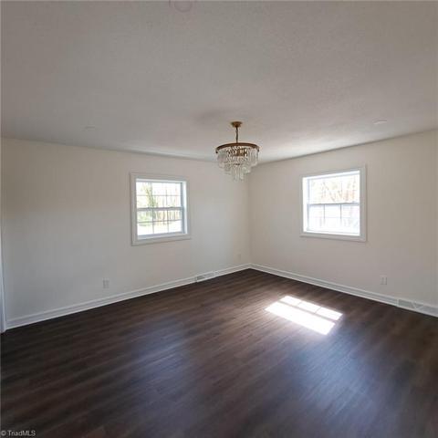 998 Nottingham Rd, High Point, NC 27262 photo 23