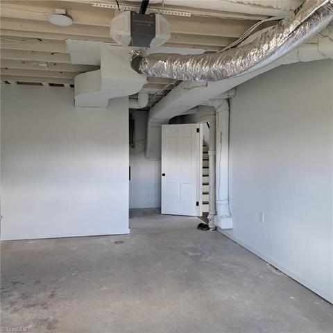 998 Nottingham Rd, High Point, NC 27262 photo 30